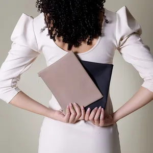 Borsa Clutch Personalizzata in PU Klug, Contenitore Multiuso per Gadget - Product Image 2