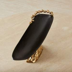 Plateau de service en métal de fabrication unique avec texture martelée idéal pour les fêtes, les anniversaires et les occasions festives - Product Image 5