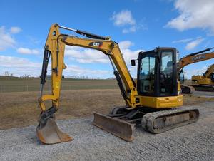 Mini pelle sur chenilles Caterpillar 305E2 CR légèrement utilisée - Product Image 4