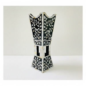 Brûleur à oud en résine sophistiqué avec incrustation de nacre, écologique, conçu pour un usage religieux et des expériences d'encens arabes - Product Image 1