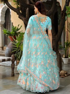NOUVEAU DESIGNER LEHENGA FANRIC RAYON IMPRIMÉ EN SOIE LEHENGA AVEC UN DESIGN IMPRIMÉ - Product Image 6