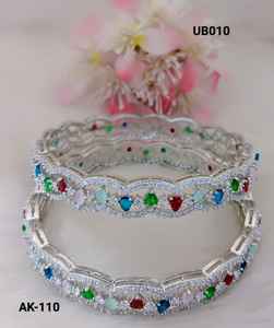 La meilleure qualité complète votre look ethnique avec ce superbe ensemble de bracelets traditionnels AD parfait pour les mariages et les festivals - Product Image 2