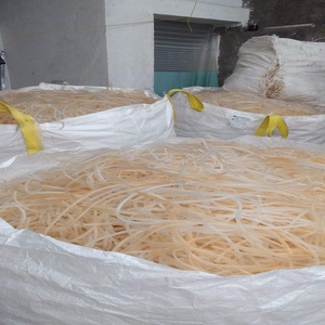 Tube souple médical en PVC blanc post-industriel, pour poudre, haute fluidité, livraison rapide, qualité supérieure - Product Image 1