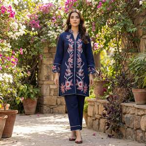 Ensemble coordonné pour femme Dhwaja Export, 3 couleurs, tissu en rayonne lourd, broderie, style décontracté, séchage rapide, toutes saisons, tailles M (38 pouces) - Product Image 1