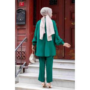 Ensemble 2 pièces modeste hijab à volants sur le devant émeraude - Product Image 2