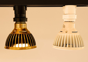 BARIL Splendide Qualité 3 Ampères AC100-240V Plafonnier Support Top Vente 400g Charge Éclairage Rails Socket-5-E26 Vis Style - Product Image 3