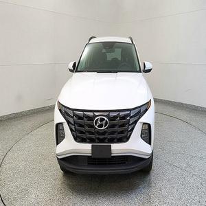 2024 H-y-u-n-d-a-i T-u-c-s-o-n flotte SEL AWD faible kilométrage et prix abordable en stock prêt pour l'expédition - Product Image 1