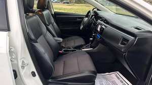 Toyota Corolla S 2016 d'occasion en bon état, boîte manuelle - Product Image 5