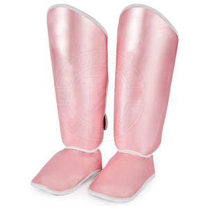 Espinillera de fibra de carbono personalizada de venta en línea ligera con función protectora de cuero - Product Image 3