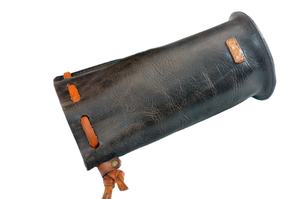 Manchon de bouteille de vin en cuir véritable artisanal de qualité supérieure, personnalisé avec un monogramme, options personnalisables, portable - Product Image 6