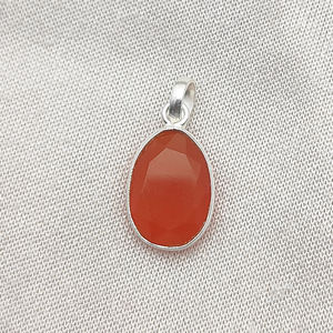 925 Sterling Silver Birthstone Pendentif Cornaline Gemstone Bezel Charm avec Lunette Fantaisie Inégale Bijoux En Gros pour Les Chrétiens - Product Image 3