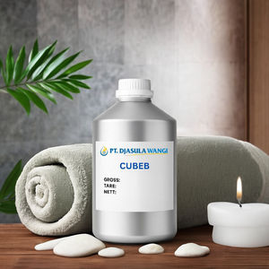 น้ำมันหอมระเหยคิวบีบาบริสุทธิ์ กลิ่นเผ็ดร้อนแรง ขายดี น้ำมันคิวบีบา 100% 5 กก. สำหรับใช้ประจำวัน บำรุงผิว รับผลิตแบบ OEM - Product Image 2