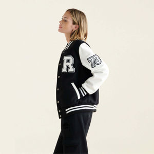 Premium Quality Letter Men Jacket Custom Embroider Patched Logo Letterman Varsity Crop Jacket <b>Top</b> Selling Cropped Varsity Jacket - Product Image 3