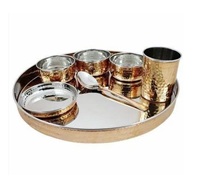 Ensemble de thali en acier inoxydable au design moderne, écologique, avec logo personnalisé, incrustation dorée, forme ronde, vaisselle pour usage hôtelier