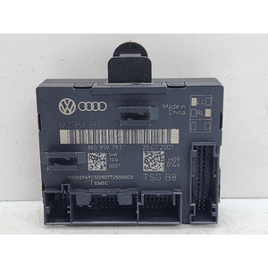 POIGNÉE DE PORTE CENTRALE DX PASSAGER AUDI A5 Coupé (8T) 8K0959793 (07>11) - Product Image 1