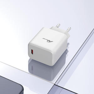 Chargeur de bureau blanc à charge rapide MTC-03, adaptateur de charge 20W pour écouteurs et usage industriel avec prises US et EU - Product Image 5
