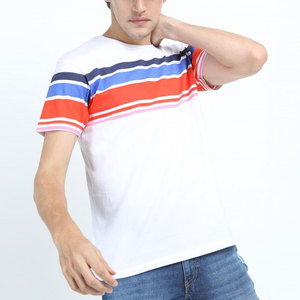 Camiseta 100% algodón para hombre con logotipo personalizado impreso para uso en exteriores MOQ bajo con colocación frontal del logotipo - Product Image 3