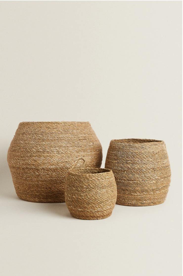 โดยธรรมชาติ