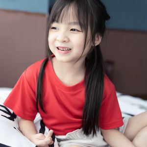 Camiseta de Manga Corta con Cuello Redondo para Niños, Unisex, con Logotipo en la Espalda, Ecológica, Transpirable, de Secado Rápido, Estampada, Verano, 100% - Product Image 2