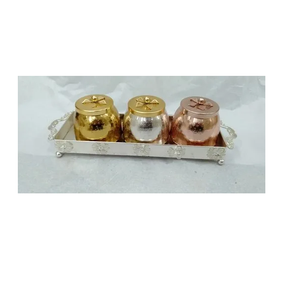 Bol rond à fruits secs en laiton martelé avec base en bois Designer en métal servant des objets de décoration de fruits à l'aspect classique - Product Image 2