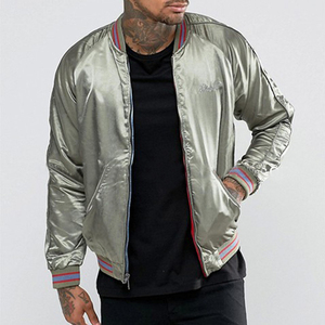 Chaqueta universitaria de satén ajustada por encargo para hombre, chaqueta de poliéster impermeable de estilo callejero con bordado alto - Product Image 2