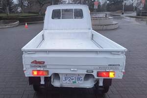 Offre promotionnelle : Suzuki Carry Truck 4x4 de 1984, véhicule d'occasion, faible kilométrage - Product Image 5