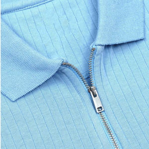 เสื้อเชิ้ตแขนสั้นผู้ชายปี 2025 ผ้าถักเนื้อนุ่ม ระบายอากาศได้ดี ทนทาน เป็นมิตรกับสิ่งแวดล้อม คุณภาพสูง ดีไซน์เรียบง่าย รับออกแบบตามสั่ง - Product Image 3