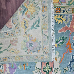 Tapis KNOT en laine noué à la main, moderne, à poils ras, avec dos antidérapant en coton pour salon et chambre à coucher - Product Image 1