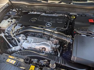 Mercedes-Benz GLB 250 2021 Usado en Buen Estado, Color Negro - Product Image 5