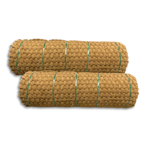 Hot Item Exportation du Vietnam PALM MAT / COIR BLANKET Tapis de coco: le choix durable pour les projets de pavage et d'aménagement paysager - Product Image 1