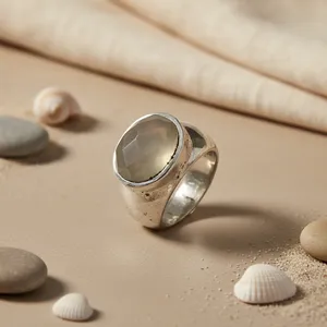 Anillo de Plata 925 con Calcedonia para Mujer, Hecho a Mano, Elegante, Joyería Fina, Chapado en Rodio - Product Image 1