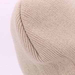 Venta caliente Gorros de punto con logotipo personalizado Gorros deportivos elegantes con puños diseñados para hombres y mujeres - Product Image 2