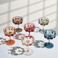 Verre à vin vintage ondulé soufflé à la main, coloré, pour cocktail, gobelet de luxe, verrerie Mimosa, design protégé par le droit d'auteur