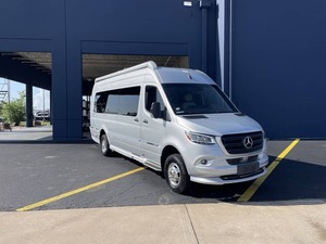 VENDEDOR VERIFICADO DE Autocaravanas USADAS A-i-r-s-t-r-e-a-m Interstates 24GT BAHAMAEDITION 2022 - Product Image 1