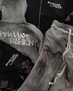 Conjunto de sudadera con capucha de diamantes de imitación de gran tamaño personalizado cintura alta Vintage holgado pantalones de chándal de pierna ancha chándal de diamantes de imitación para hombres y mujeres - Product Image 3