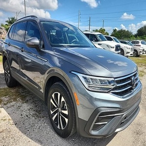 VOLKSWAGEN TIGUAN S FWD 2022 d'occasion, conduite à gauche/droite - Product Image 1