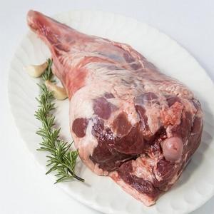 Exportation en gros de viande d'agneau fraîche congelée avec os, carcasse d'agneau halal adaptée aux cuisines commerciales et aux opérations de vente en gros de viande - Product Image 2