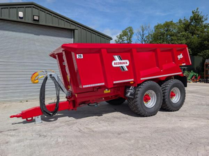 Remolque agrícola de descarga usado y económico para transporte de carga a granel - Product Image 2