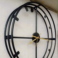 Jam dinding antik desain Retro logam Jam seni dinding dekoratif jam dinding mewah khusus untuk dekorasi rumah