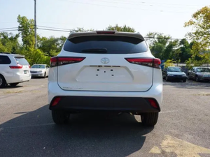 Voiture automatique SUV Highlander 2021 approuvée par maman à vendre - Product Image 5