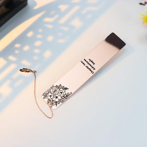 Bookmark logam kuningan kustom-grosir produsen menawarkan goresan lembut emas personalisasi - Product Image 4
