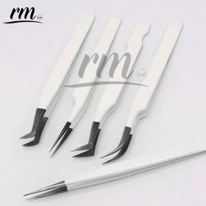 RMI Color blanco con recubrimiento en polvo y Punta de Color Plasma negro Producto de alta calidad Pinzas de extensión de pestañas Agarre de diamante - Product Image 5