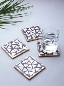 Ensemble de dessous de verre et de plateau de service arabe classique de qualité supérieure conçu pour le thé, le café, le service à plateau et les cadeaux du Ramadan - Product Image 3