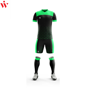 Ensembles de vêtements de football confortables et respirants de superbe qualité fabriqués au Pakistan - Product Image 3