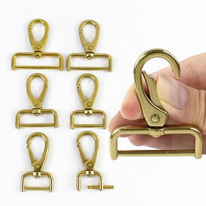 Deepeel XP165 Vente en gros de mousqueton détachable en laiton mousqueton en cuir fermoir en métal mousqueton pivotant pour sac spécial pièces accessoires - Product Image 1