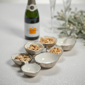 Plat de service unique avec compartiments, plat moderne en métal avec bols insérés, émail écologique, taille personnalisable, forme citron - Product Image 2