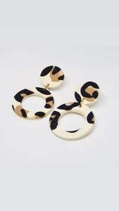 Nouvelles boucles d'oreilles créoles en résine blanche ivoire, perles faites à la main, bijoux vintage en résine acrylique, collections - Product Image 6