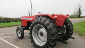 Massey Ferguson 390 2WD Kubota Engine Wheel Tractor 100HP Tracteur sur chenilles/à pied d'occasion pour les fermes, y compris le roulement du moteur de la boîte de vitesses - Product Image 4