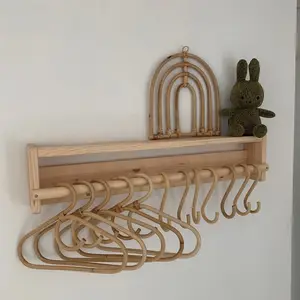 Vintage Style Rattan Kleidung Kleiderbügel Hand gefertigt für Kinderzimmer Dekor, Boho Zimmer