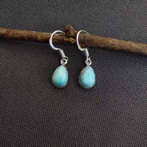 Vente en gros de petites boucles d'oreilles en pierres précieuses Larimar Boucles d'oreilles pour femmes en argent sterling plaqué main à prix d'usine - Product Image 5